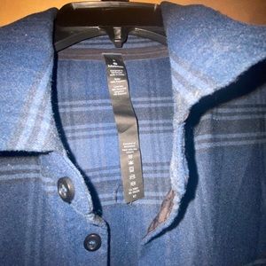 Lululemon Flannel blue men’s size small